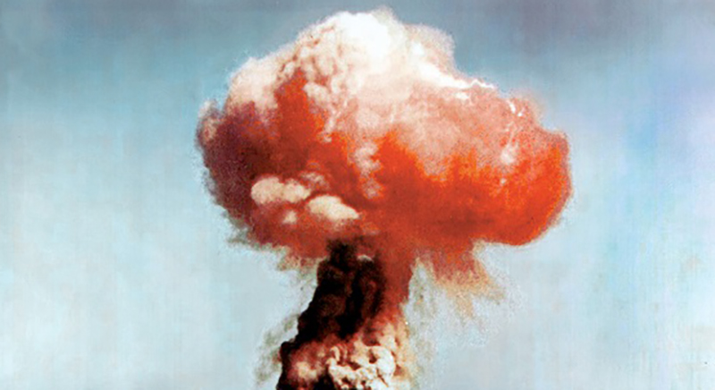 e monde aujourd'hui : désarmement ou course aux armements ?